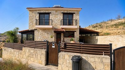 Detached Villa For Sale  in  Alassa