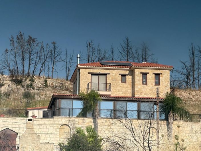 Image No.2-4 Bed Villa for sale