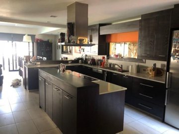Detached Villa For Sale  in  Ayios Athanasios