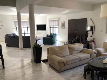 Detached Villa For Sale  in  Ayios Athanasios