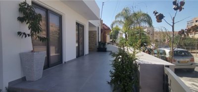 Bungalow For Sale  in  Livadia