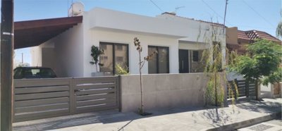 Bungalow For Sale  in  Livadia