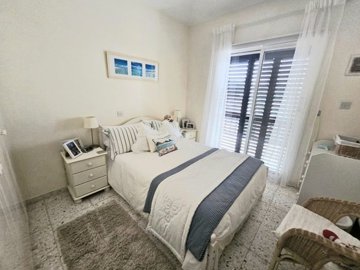 Detached Villa For Sale  in  Tala - Kamares