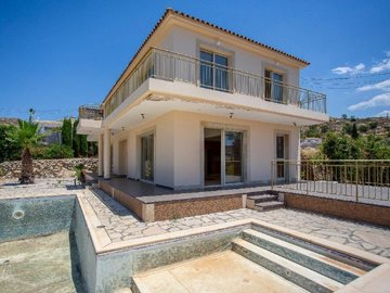 House - Argaka, Paphos
