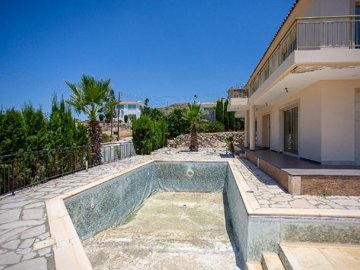 House - Argaka, Paphos