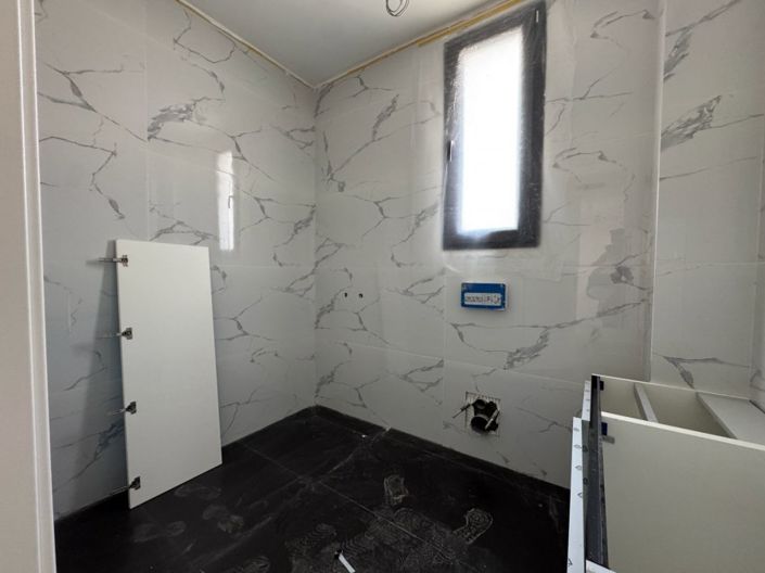 Image No.7-3 Bed Apartment for sale