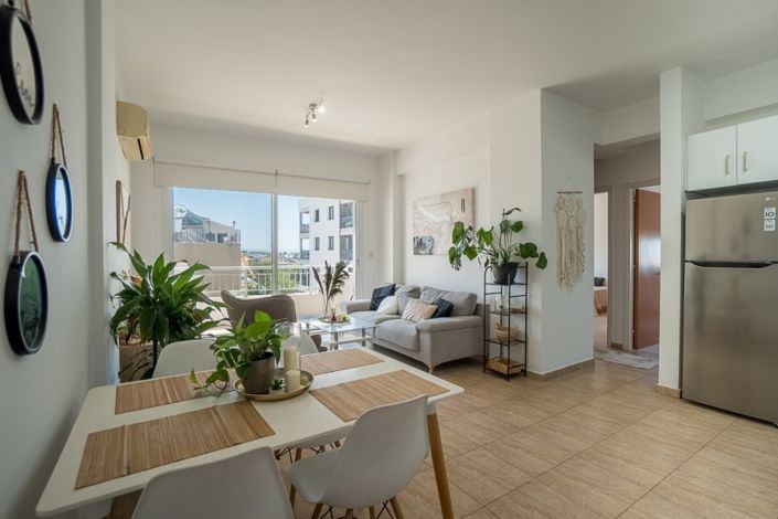 Image No.2-Appartement de 2 chambres à vendre à Geroskipou