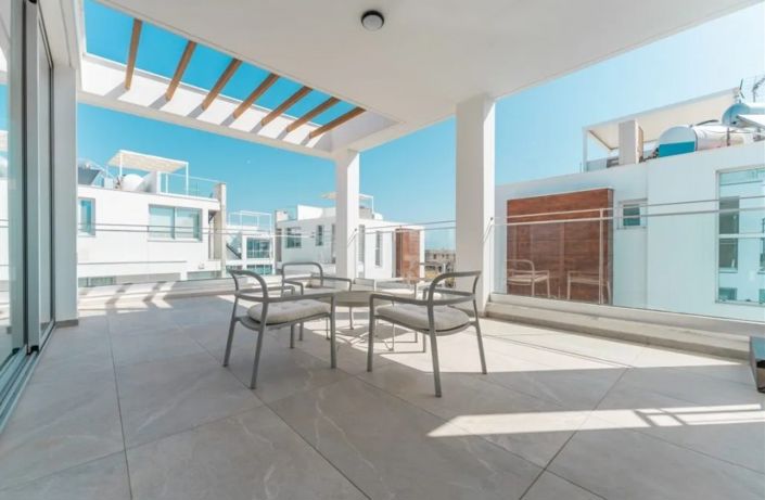 Image No.6-4 Bed Villa for sale
