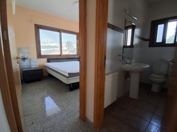 Detached Villa For Sale  in  Mouttagiaka