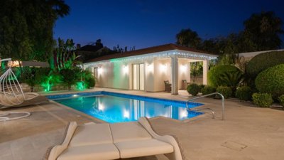 Detached Villa For Sale  in  Pyrgos