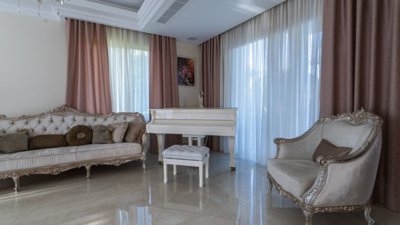 Detached Villa For Sale  in  Pyrgos