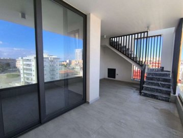 Penthouse For Sale  in  Larnaca