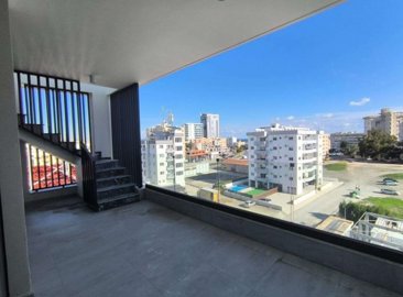 Penthouse For Sale  in  Larnaca