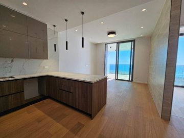 High-Rise Apartment For Sale  in  Agios Tychonas