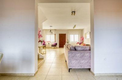 Town House For Sale  in  Liopetri