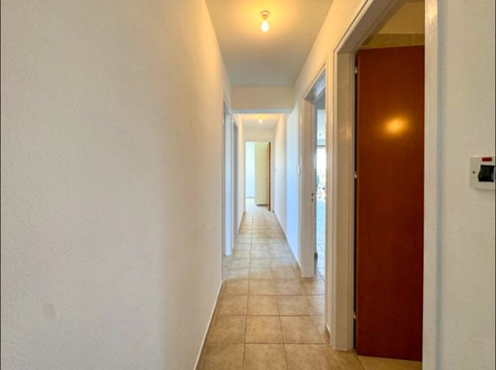 Image No.10-4 Bed Apartment for sale