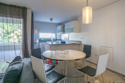 Ground Floor Apartment For Sale  in  Kato Paphos - Universal