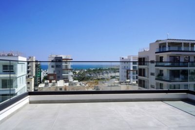 High-Rise Apartment For Sale  in  Larnaka - Makenzy
