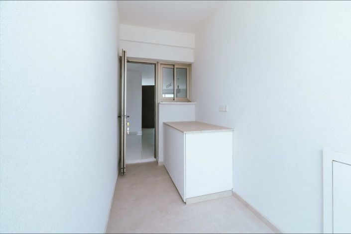 Image No.9-Appartement de 3 chambres à vendre