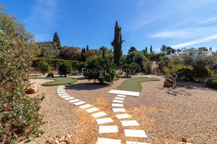 Image No.32-3 Bed Property for sale