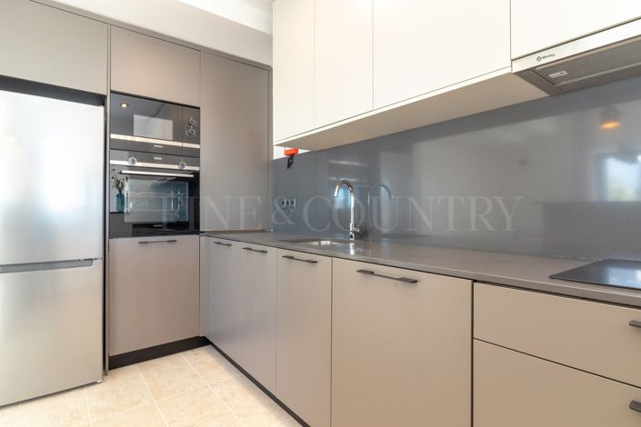 Image No.6-3 Bed Property for sale