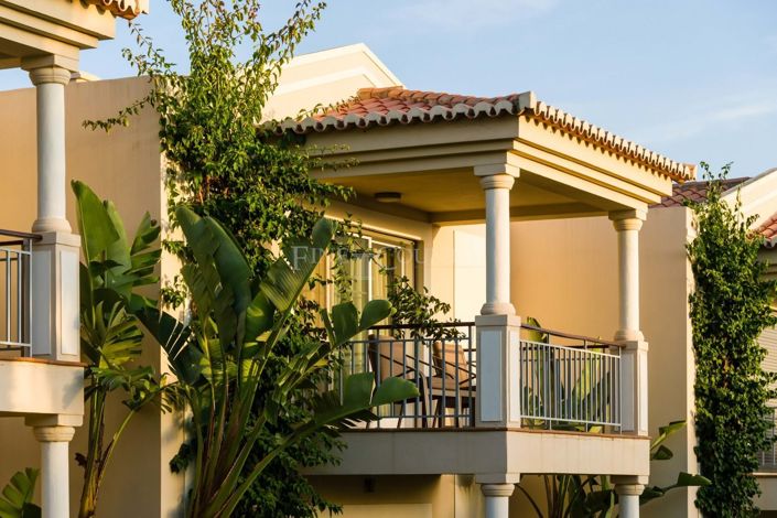 Image No.90-2 Bed Townhouse for sale