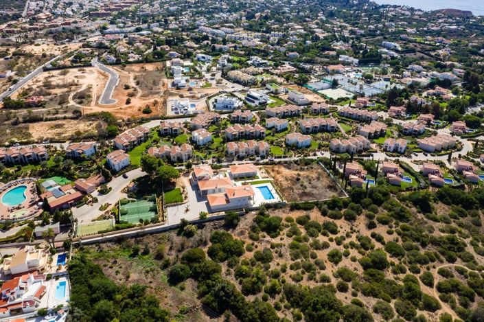 Image No.30-2 Bed Townhouse for sale