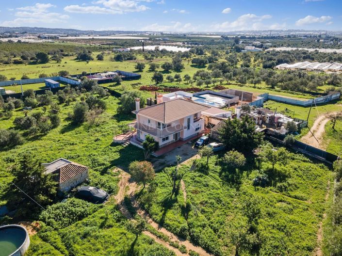Image No.1-3 Bed Property for sale