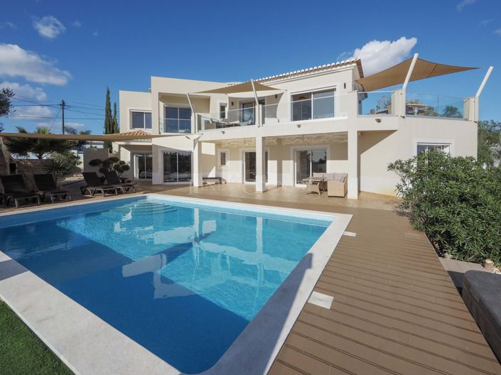 Image No.1-Propriété de 4 chambres à vendre à Carvoeiro