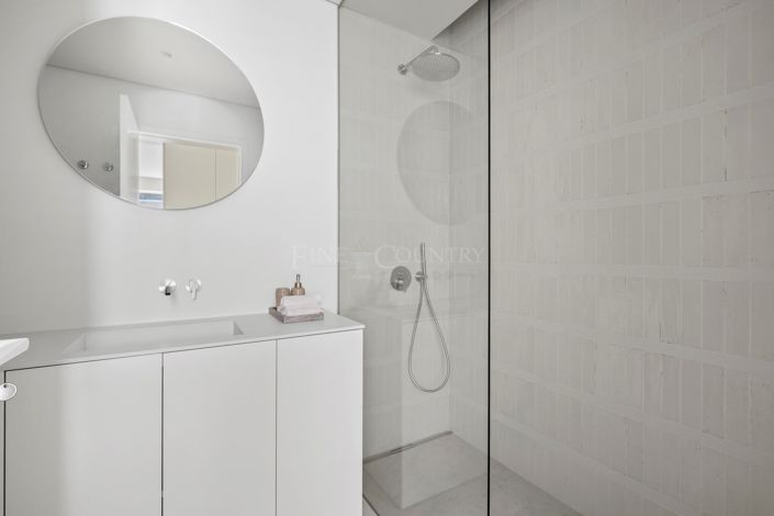 Image No.34-3 Bed Apartment for sale