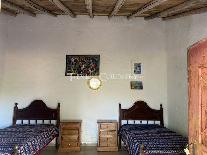 Image No.13-3 Bed Villa for sale