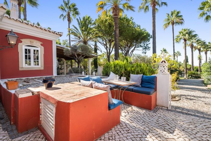 Image No.48-6 Bed Property for sale