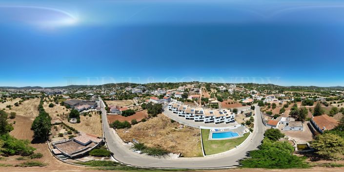 Image No.23-4 Bed Plot for sale