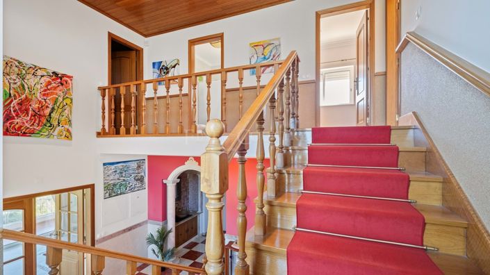 Image No.19-3 Bed Property for sale