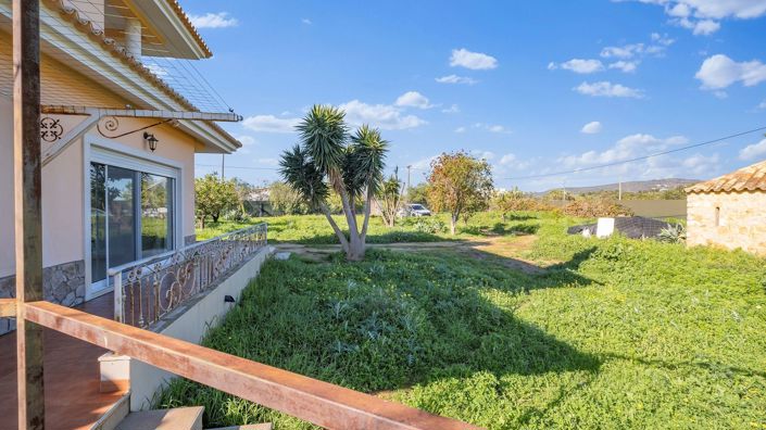 Image No.30-3 Bed Property for sale