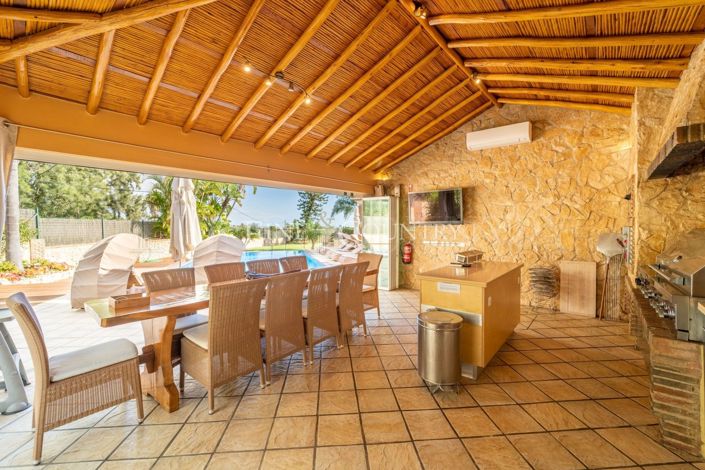 Image No.35-4 Bed Property for sale