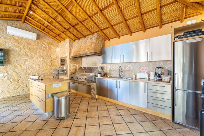 Image No.35-4 Bed Property for sale