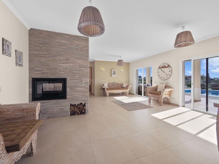 Image No.3-4 Bed Property for sale