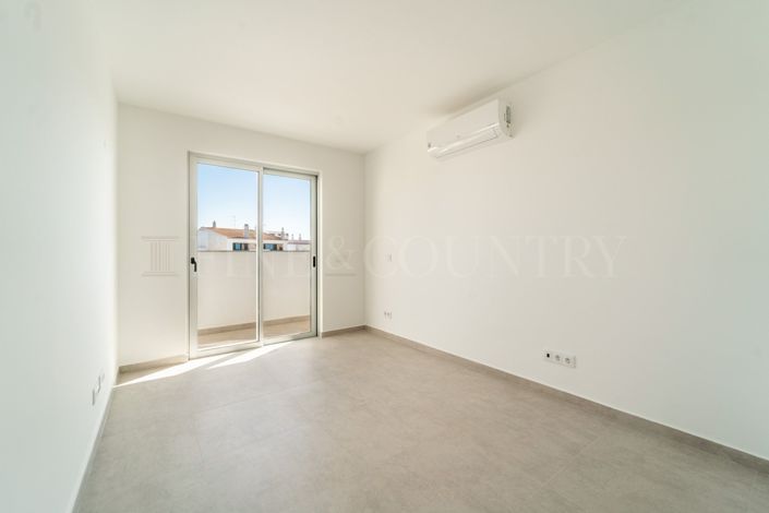 Image No.12-4 Bed Penthouse for sale