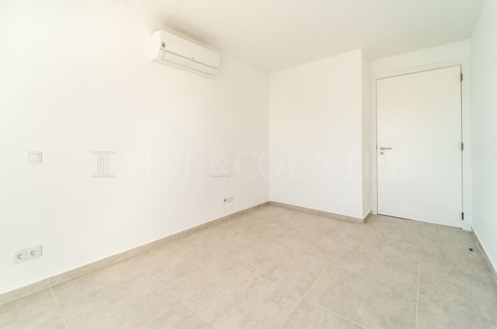 Image No.13-4 Bed Penthouse for sale