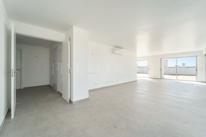 Image No.7-4 Bed Penthouse for sale