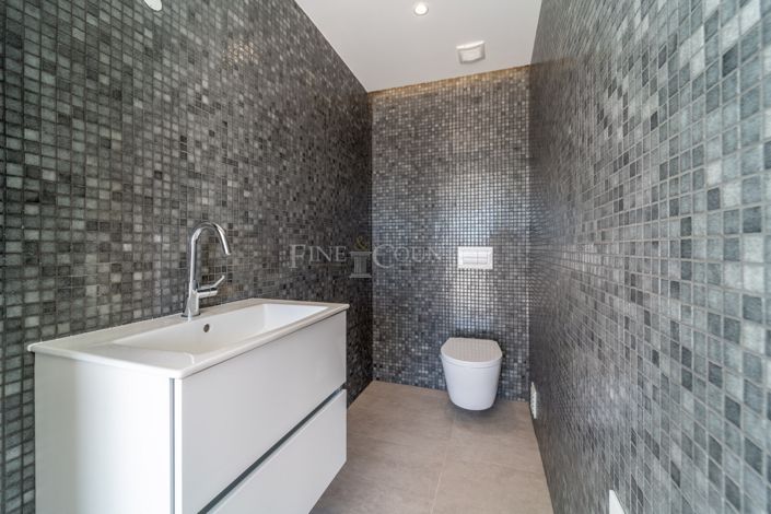 Image No.9-4 Bed Penthouse for sale