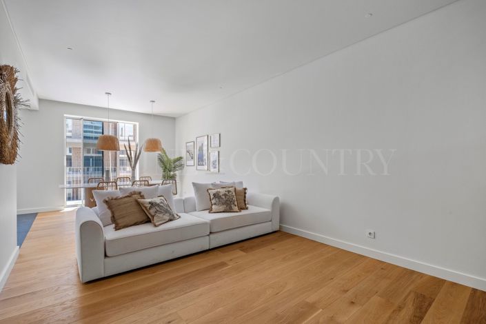 Image No.28-3 Bed Apartment for sale