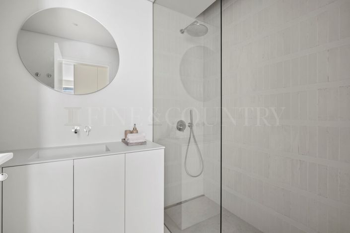 Image No.35-3 Bed Apartment for sale