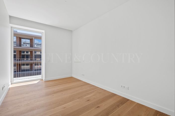 Image No.38-3 Bed Apartment for sale