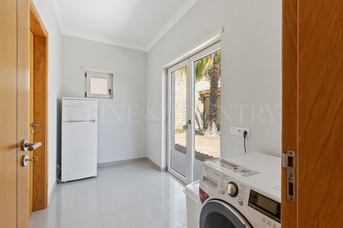 Image No.10-Propriété de 4 chambres à vendre à Pateo