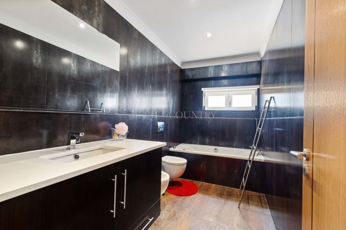 Image No.22-Propriété de 4 chambres à vendre à Pateo