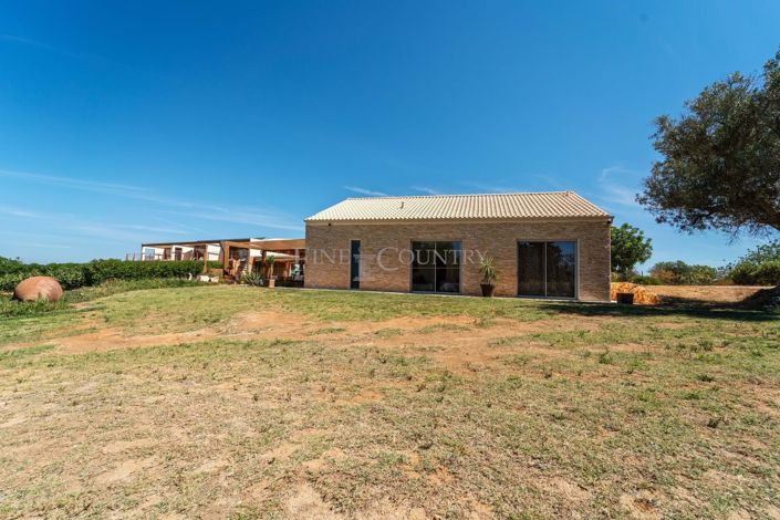 Image No.33-5 Bed Villa for sale