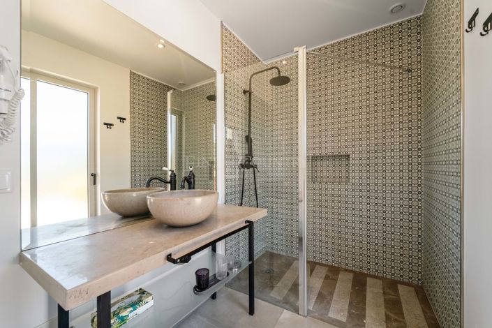 Image No.47-5 Bed Villa for sale