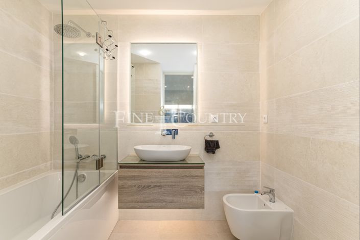 Image No.32-3 Bed Townhouse for sale